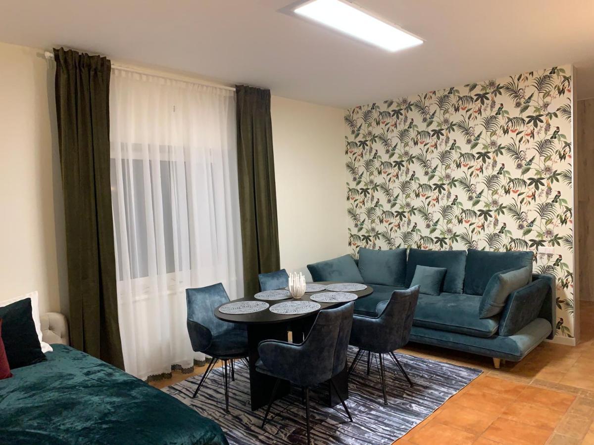Vila Renata Laure Palanga Bagian luar foto