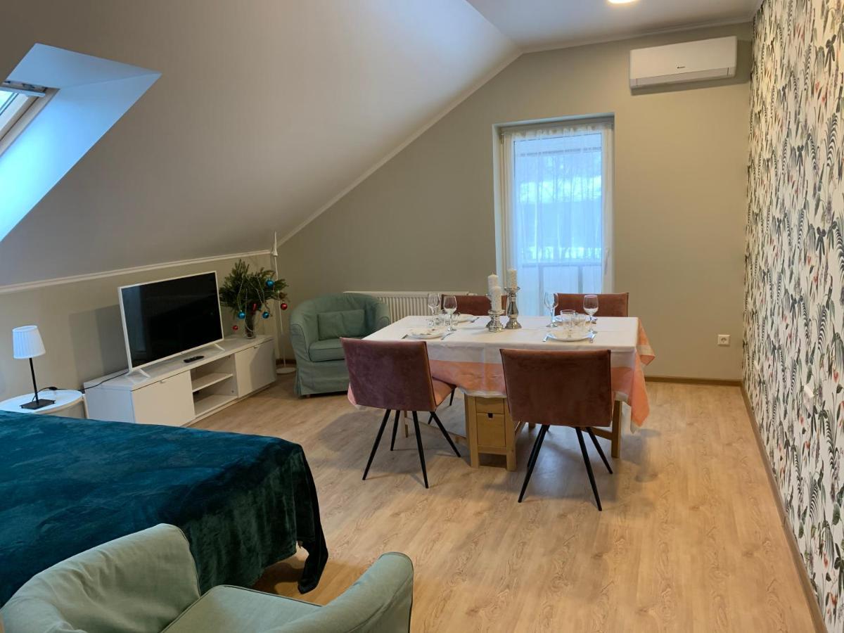 Vila Renata Laure Palanga Bagian luar foto
